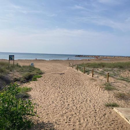 Appartamento Apartamento A 200 Metros De La Playa Dénia Esterno foto
